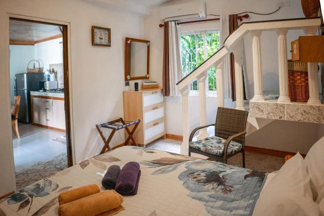 The Reef Palm Apartment Anse aux Pins Luaran gambar